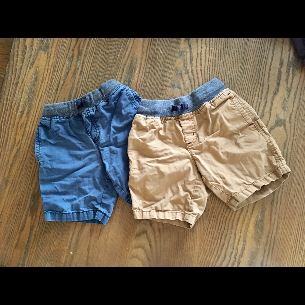 Bundle of Gymboree chino shorts
